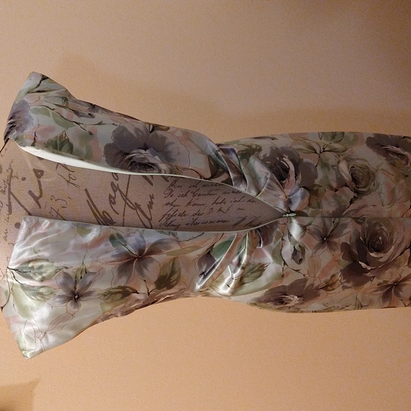 Connected Apparel satiny floral dress Sz 8 - Picture 6 of 10